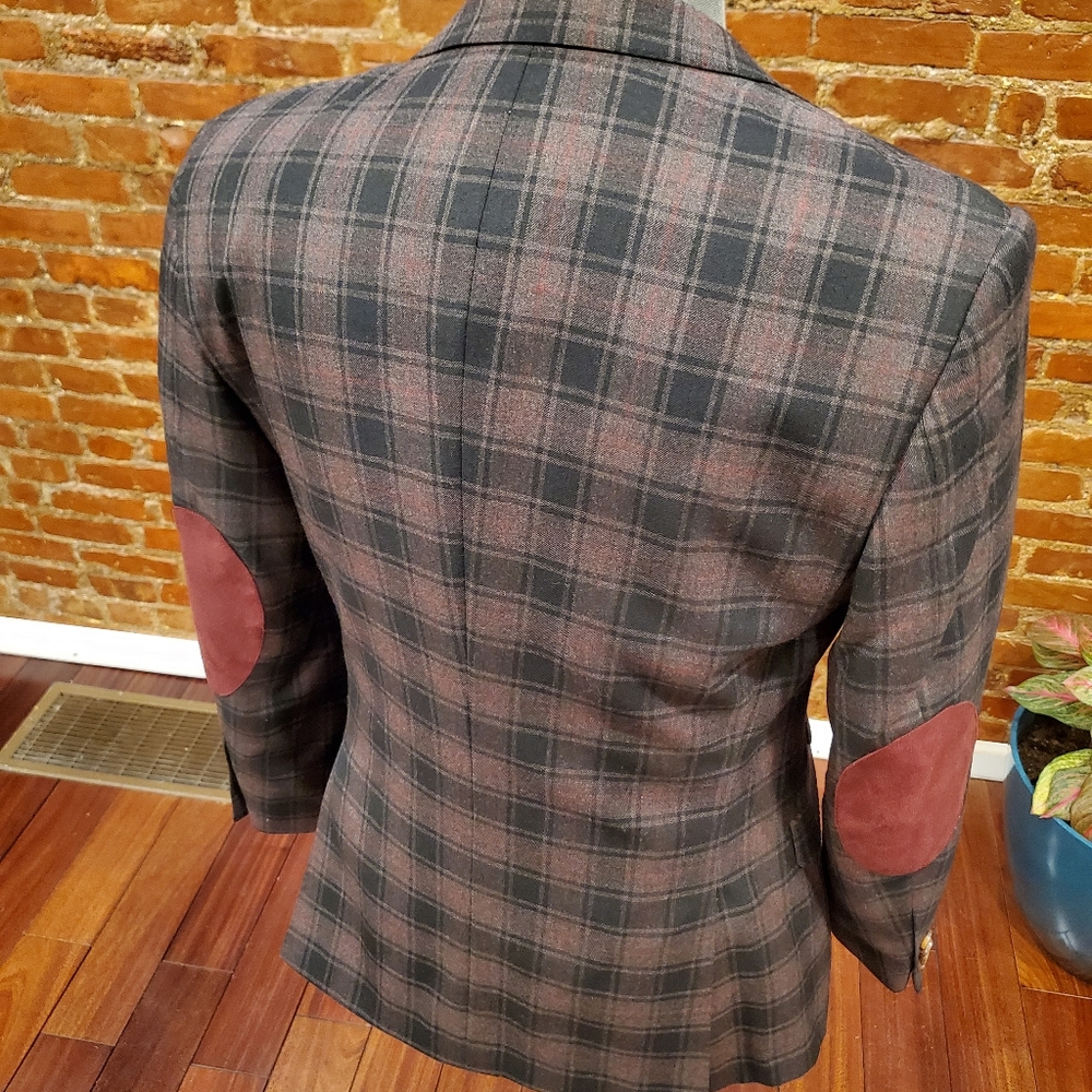 Slim-fit Plaid black, tan & maroon Bresciani blazer (38R)